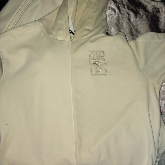 All name brand if you see something you like ask for prices - Picture 6 of 16